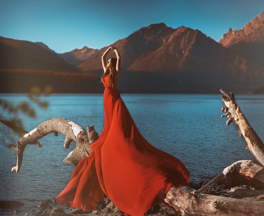 bariloche mujer-vestido-rojo-montaña-lago